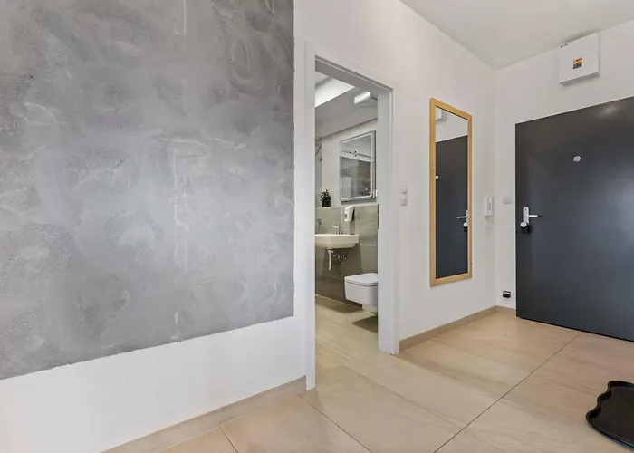 Lam Premiere - Ac - Awesome View In * Pressburg